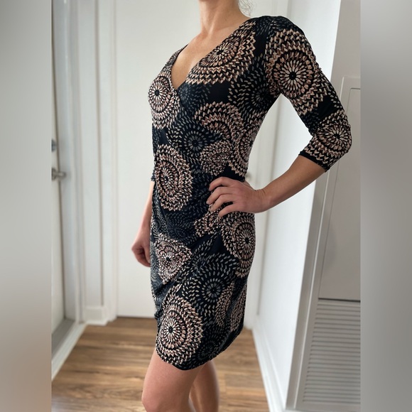 Fille A Suivre print dress Size medium - Picture 2 of 5